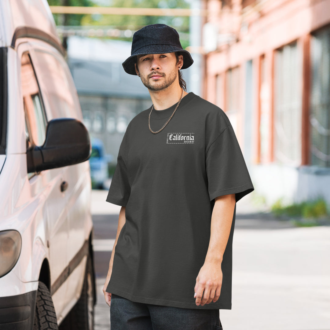 An urban young man is wearing the California Dreamin&